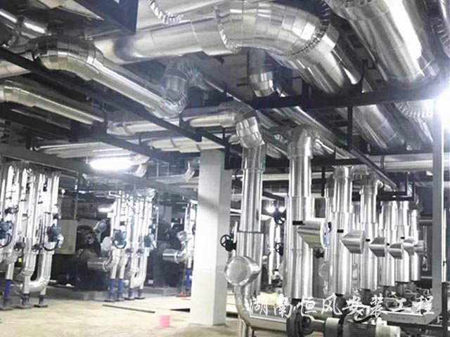 湘雅医院常德地下室主机房管道施工